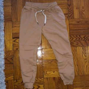 Tan drawstring sweatpants + cropped hoodie